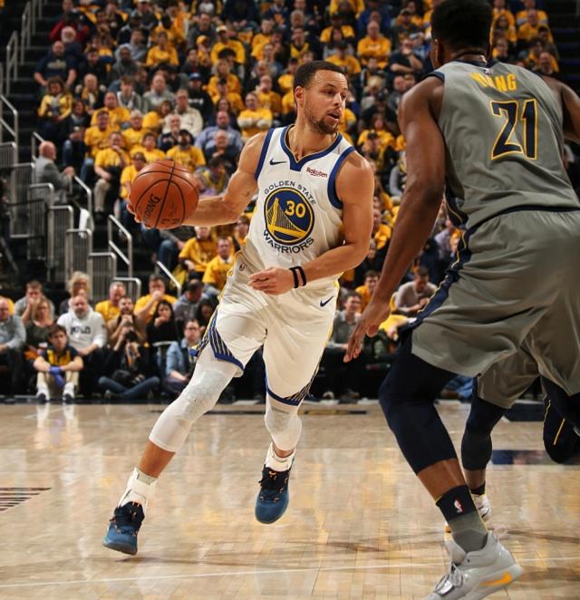 本赛季五大联赛球队欧冠积分：英超6队61分第1，意甲35分第2（本赛季欧冠五大联赛积分榜：英超6队合计61分居首，意甲35分次席）