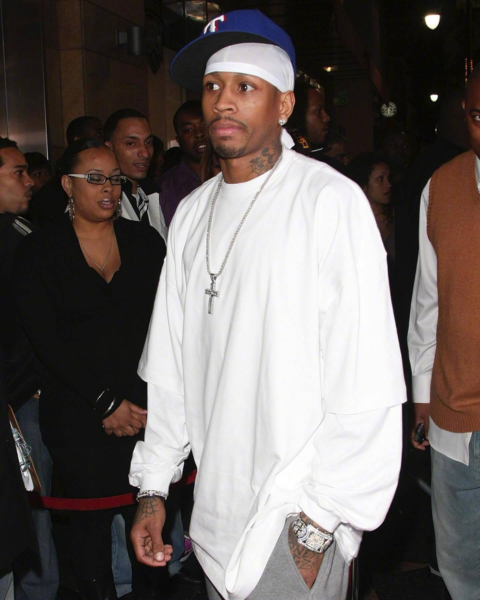 每体：亚马尔成西甲遭种族歧视最多球员，占比超维尼修斯一倍（每体：亚马尔成西甲遭种族歧视最严重球员，比例为维尼修斯的两倍）