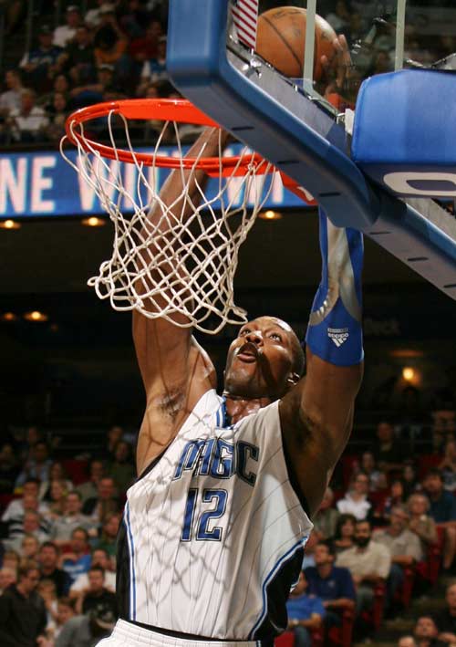 F1卡塔尔冲刺排位：皮亚斯特里夺杆！诺里斯第3，维斯塔潘第6（F1卡塔尔冲刺排位赛：皮亚斯特里摘得杆位，诺里斯第3、维斯塔潘第6）